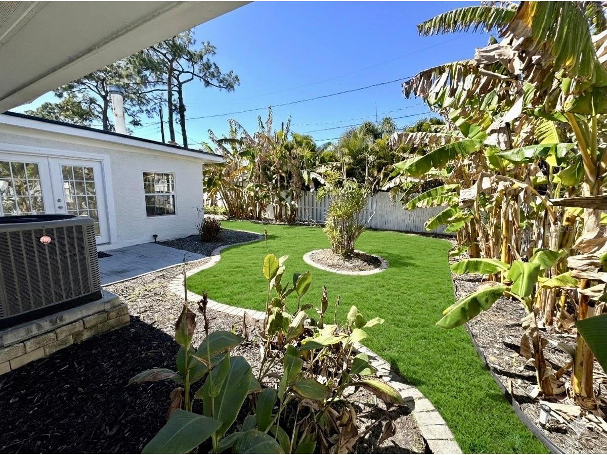 4518 Helena Street NE Saint Petersburg FL 33703 TB8481368 image10