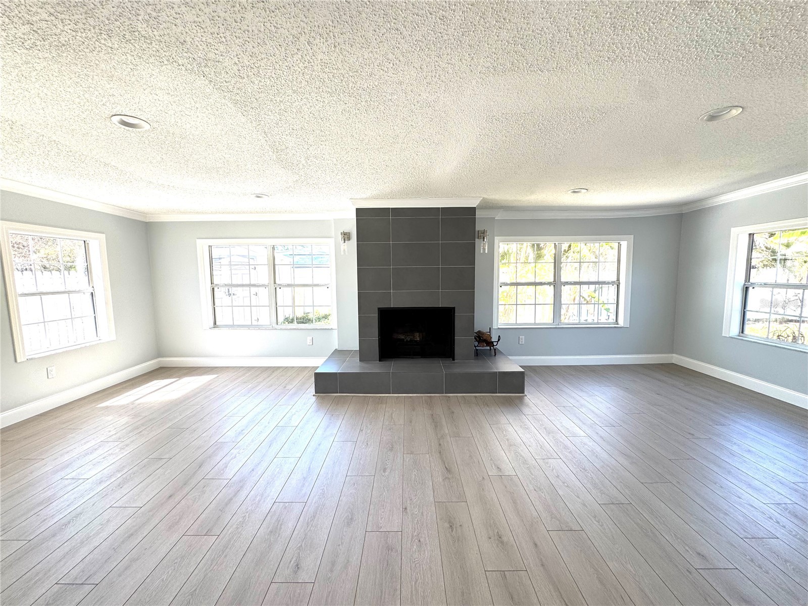 4518 Helena Street NE Saint Petersburg FL 33703 TB8481368 image50