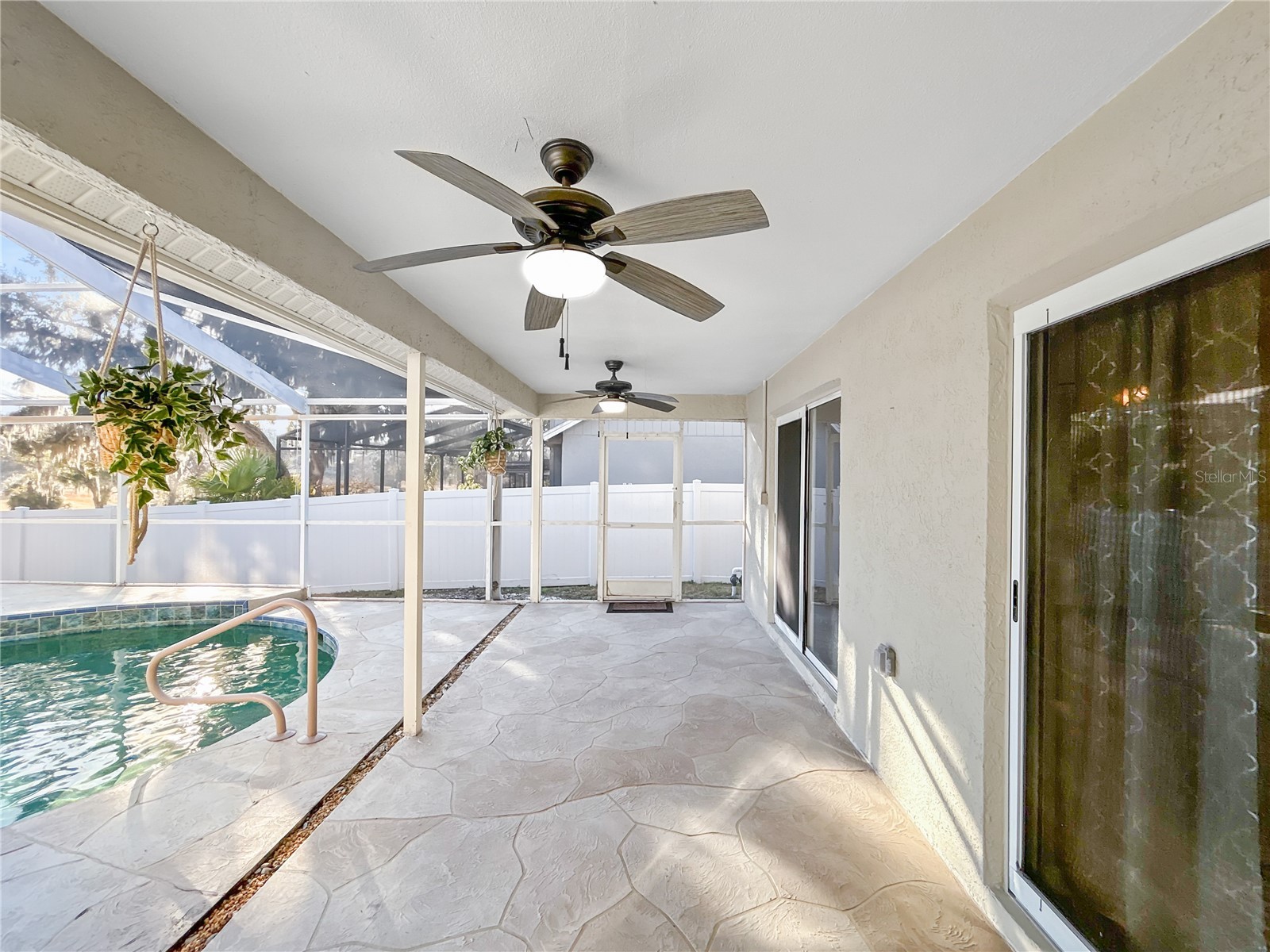 4518 Oak River Circle Valrico FL 33596 TB8473963 image21