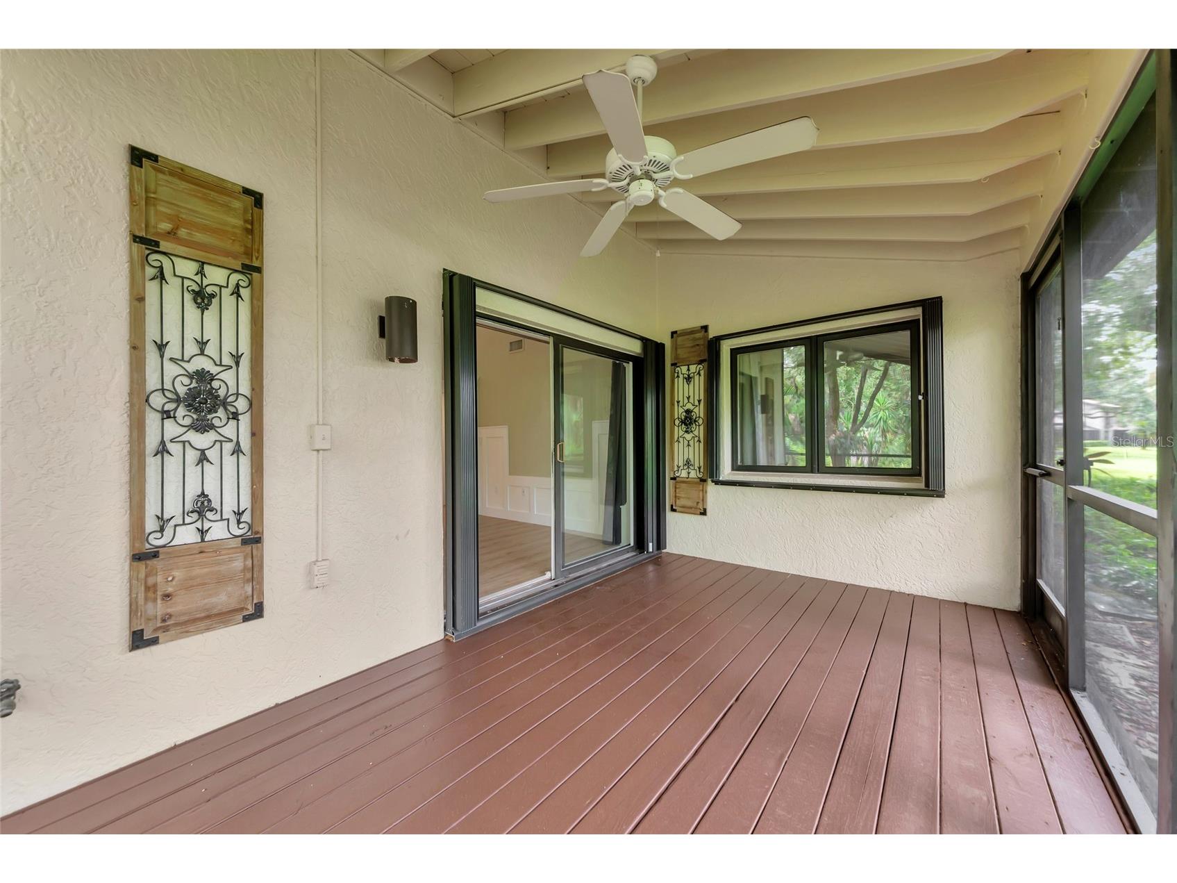 4518 S Ascot Circle Sarasota FL 34235 A4686672 image37