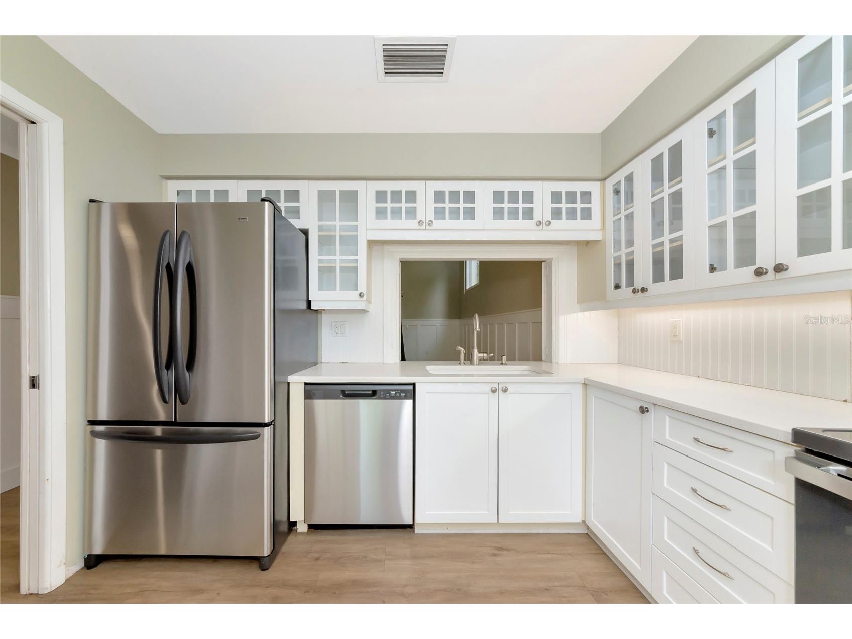 4518 S Ascot Circle Sarasota FL 34235 A4686672 image8