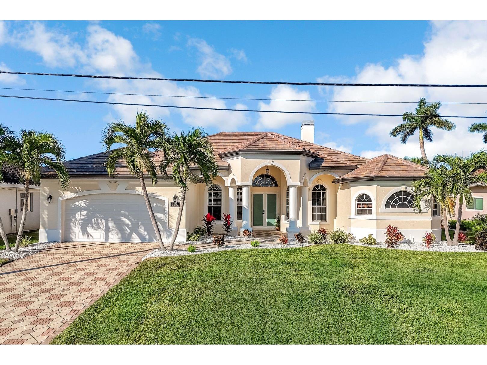 4518 SW 22nd Place Cape Coral FL 33914 C7524703 image1