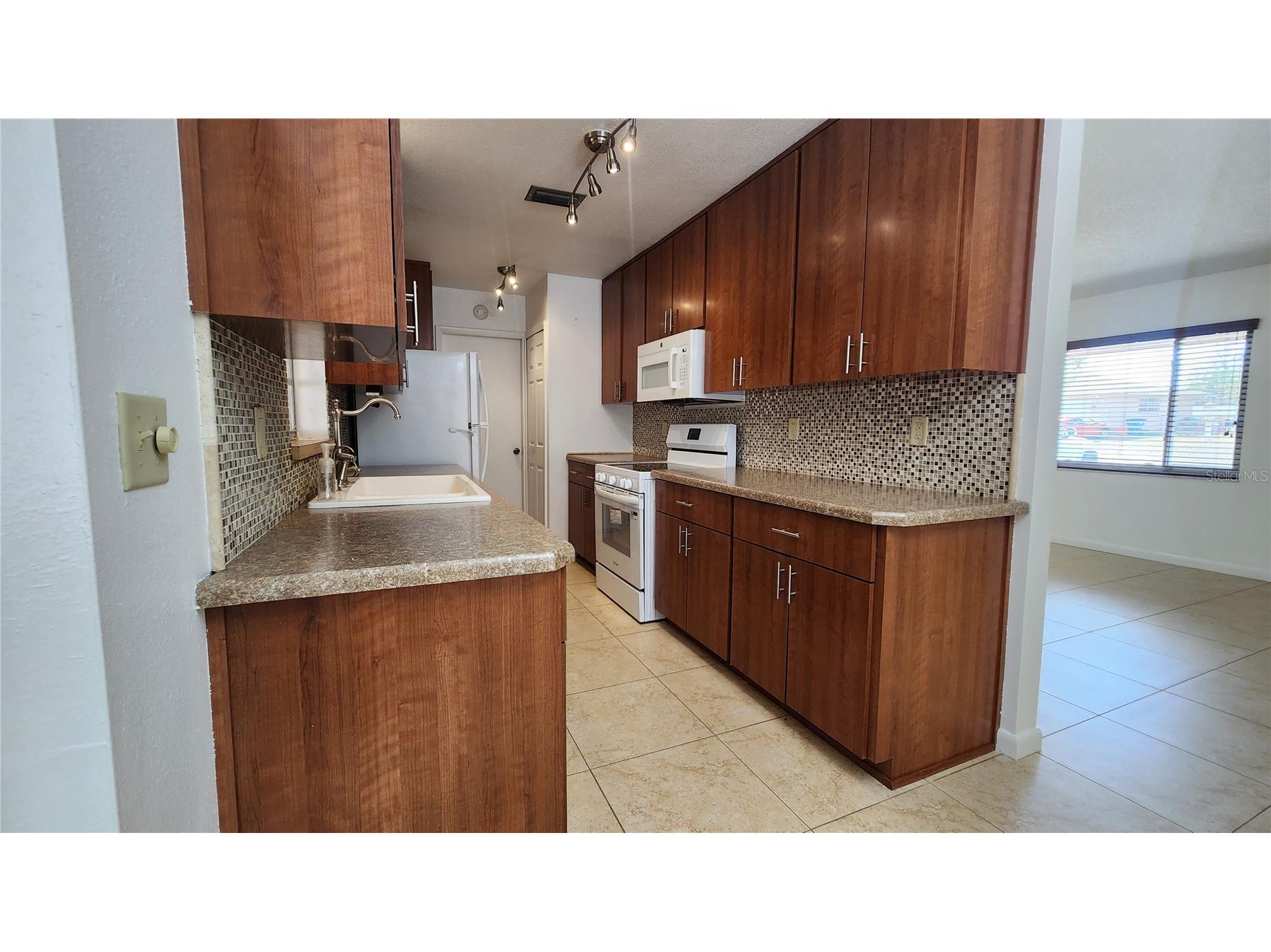 4518 Yorkshire Avenue Spring Hill FL 34609 W7885419 image12