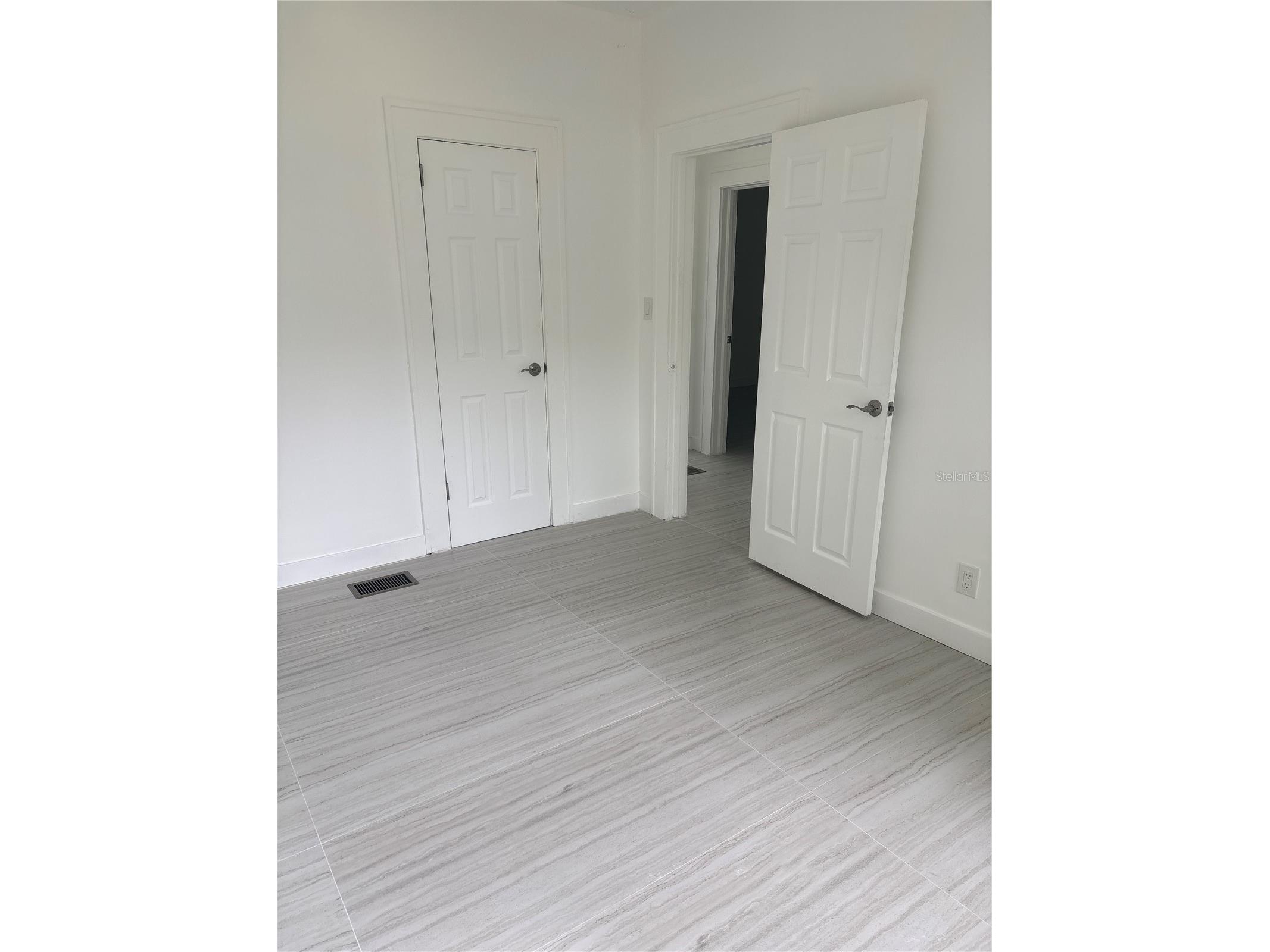4519 5th Avenue S Saint Petersburg FL 33711 TB8513988 image17