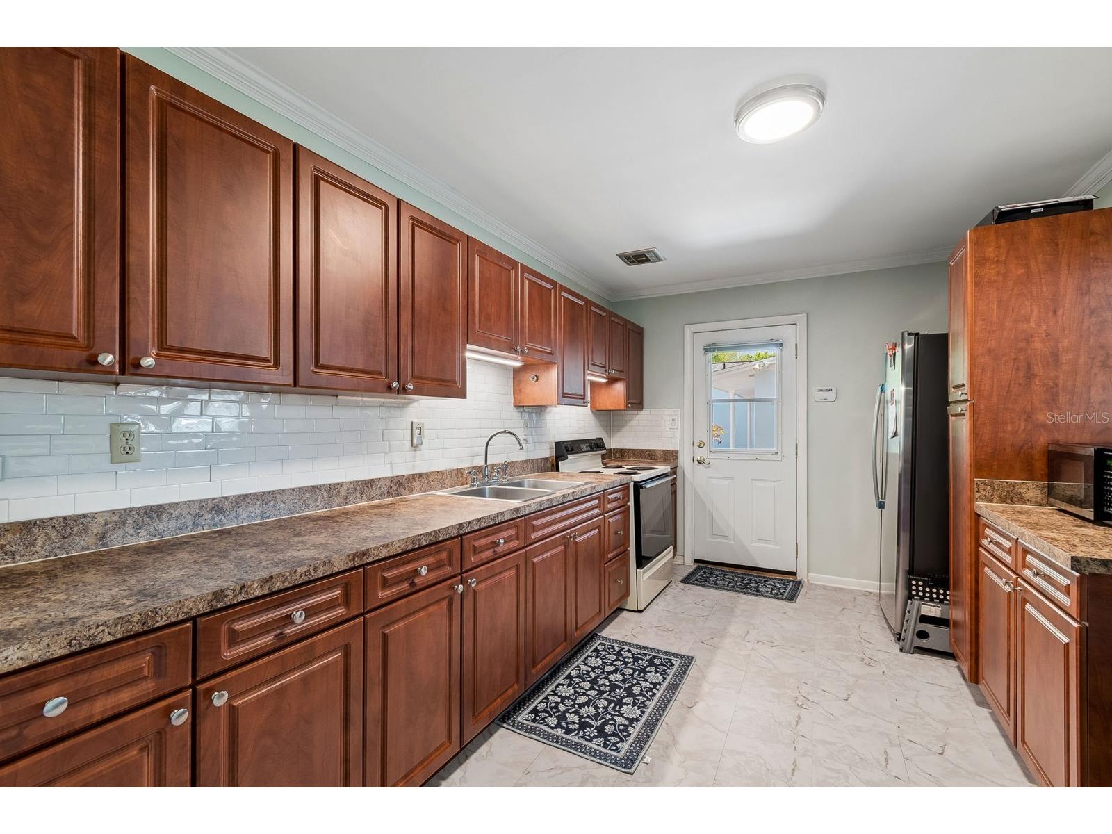 4519 S Cooper Place Tampa FL 33611 TB8492181 image2
