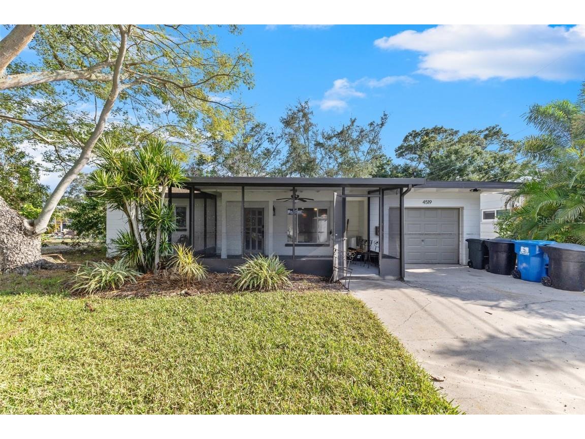 4519 Venetian Boulevard NE Saint Petersburg FL 33703 TB8310369 image1
