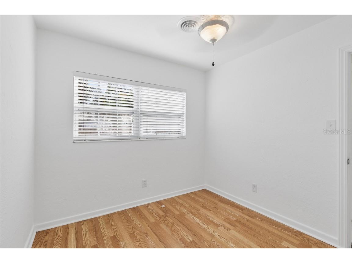 452 45th Avenue N Saint Petersburg FL 33703 TB8450092 image16