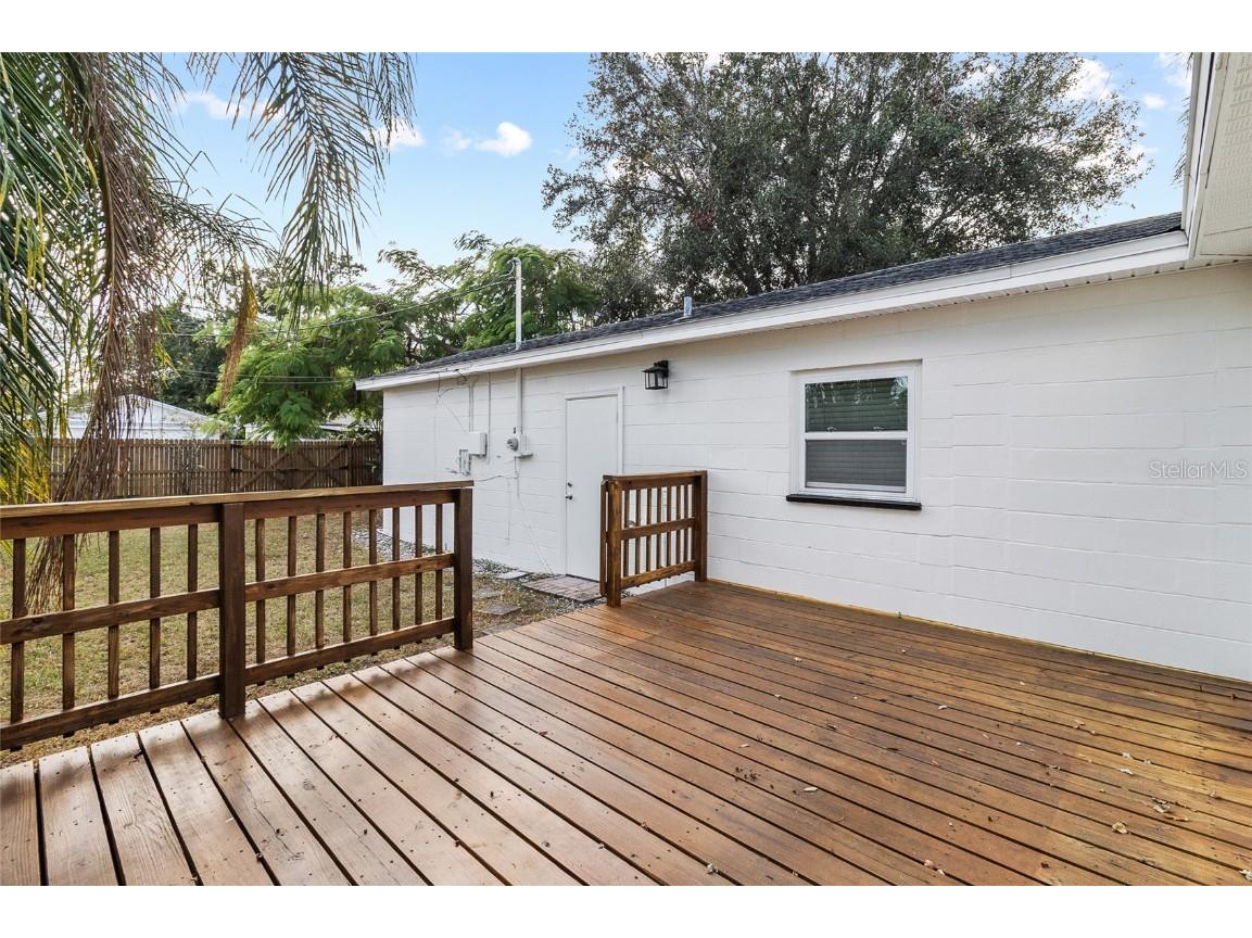 452 45th Avenue N Saint Petersburg FL 33703 TB8450092 image27