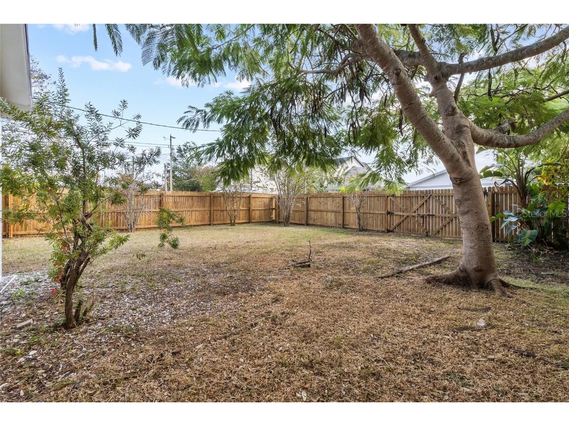 452 45th Avenue N Saint Petersburg FL 33703 TB8450092 image33