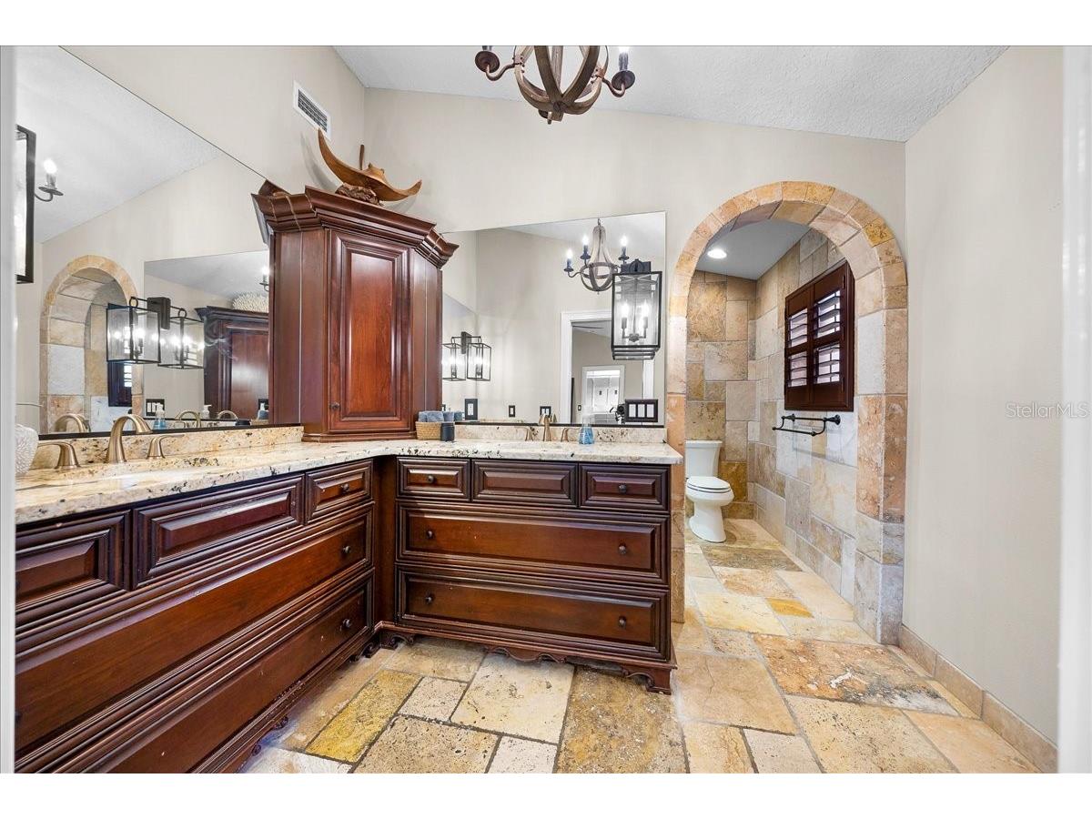 452 SE Paradise Point Road Crystal River FL 34429 O6376601 image14