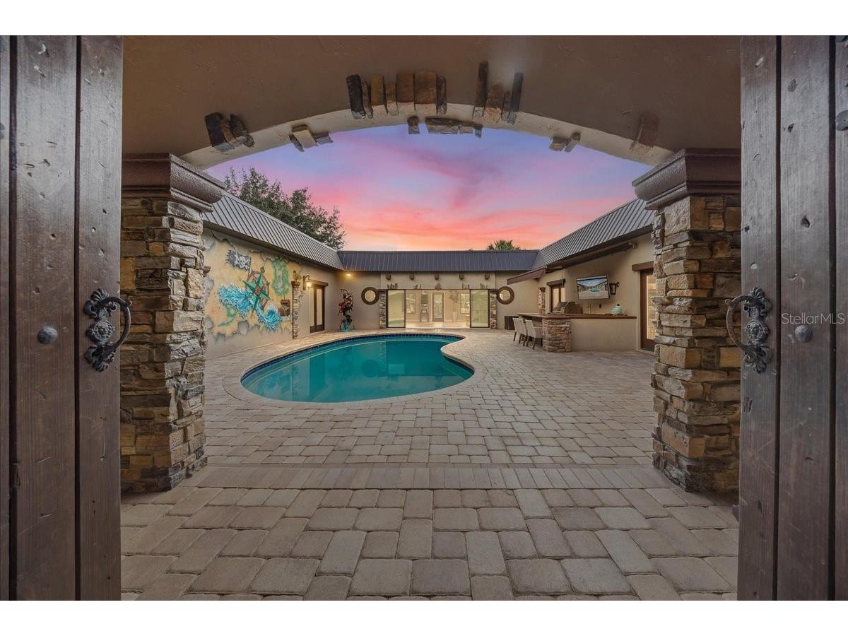 452 SE Paradise Point Road Crystal River FL 34429 O6376601 image2