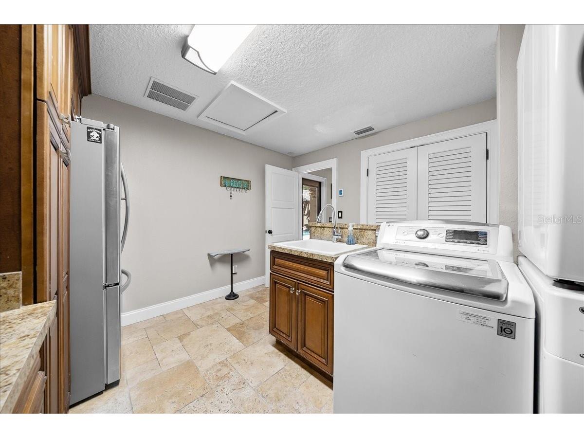 452 SE Paradise Point Road Crystal River FL 34429 O6376601 image39