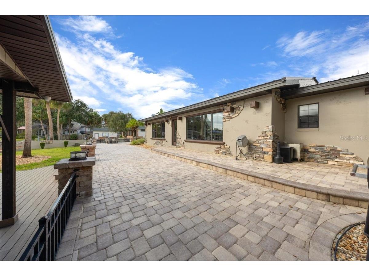 452 SE Paradise Point Road Crystal River FL 34429 O6376601 image60