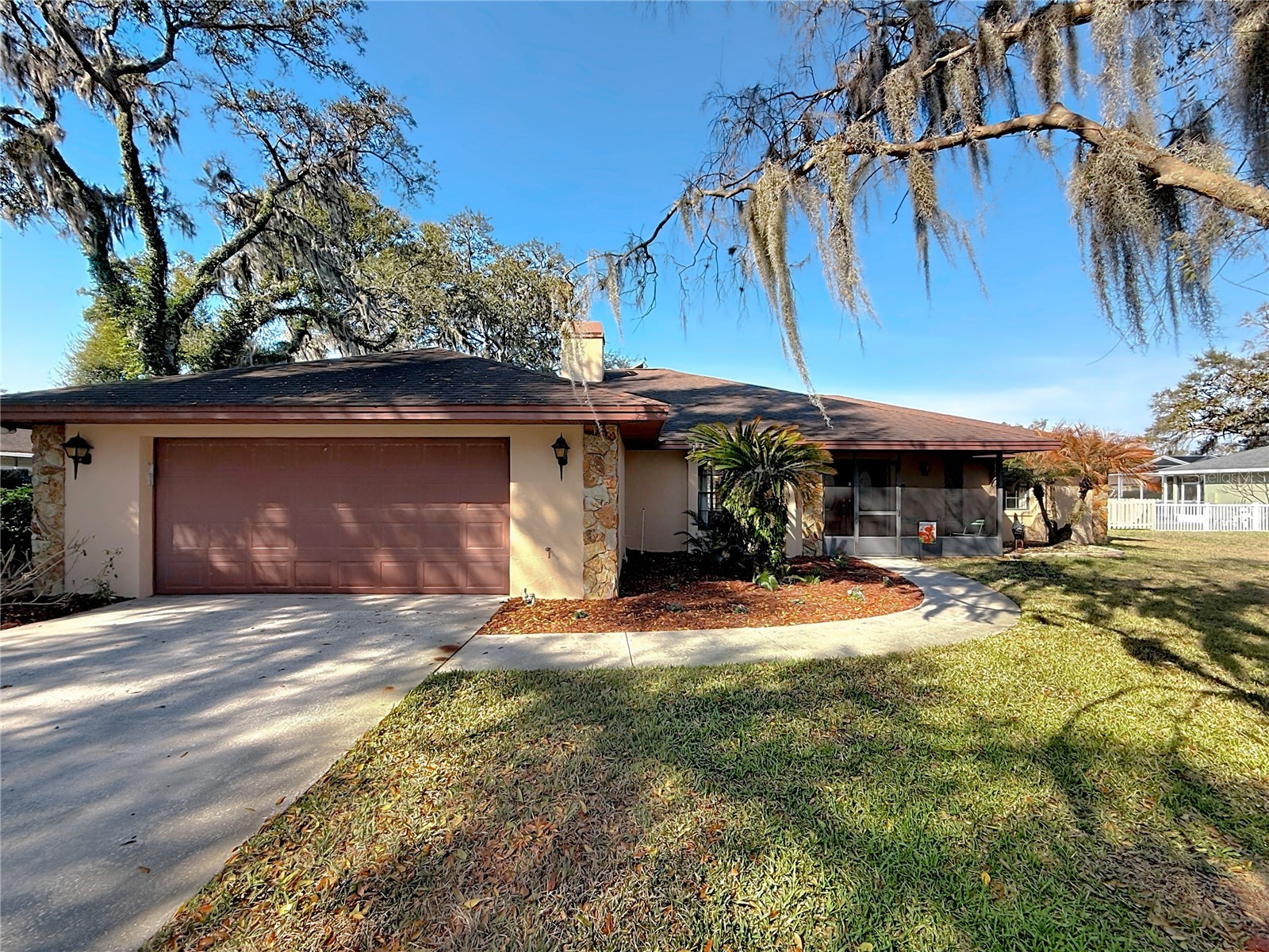 452 Summit Chase Drive Valrico FL 33594 TB8479337 image1