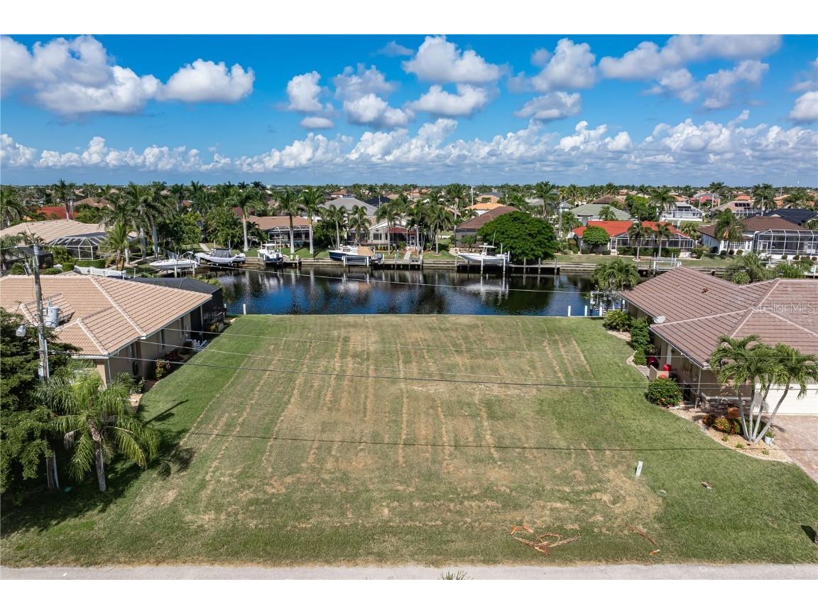 452 Valletta Court Punta Gorda FL 33950 C7516610 image1