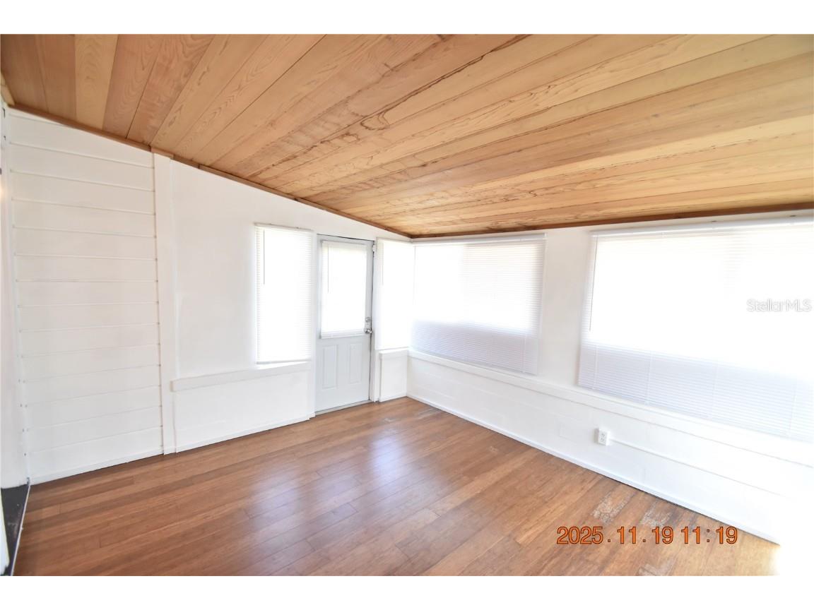 4520 Burlington Avenue N #FRONT Saint Petersburg FL 33713 TB8443258 image4