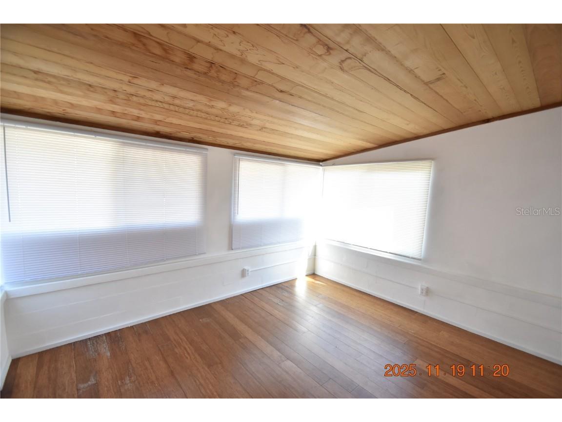 4520 Burlington Avenue N #FRONT Saint Petersburg FL 33713 TB8443258 image5