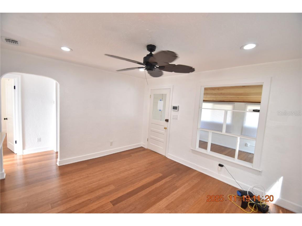 4520 Burlington Avenue N #FRONT Saint Petersburg FL 33713 TB8443258 image8