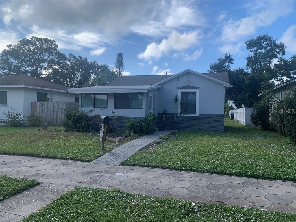 4520 Burlington Avenue N Saint Petersburg FL 33713 TB8445847 image2