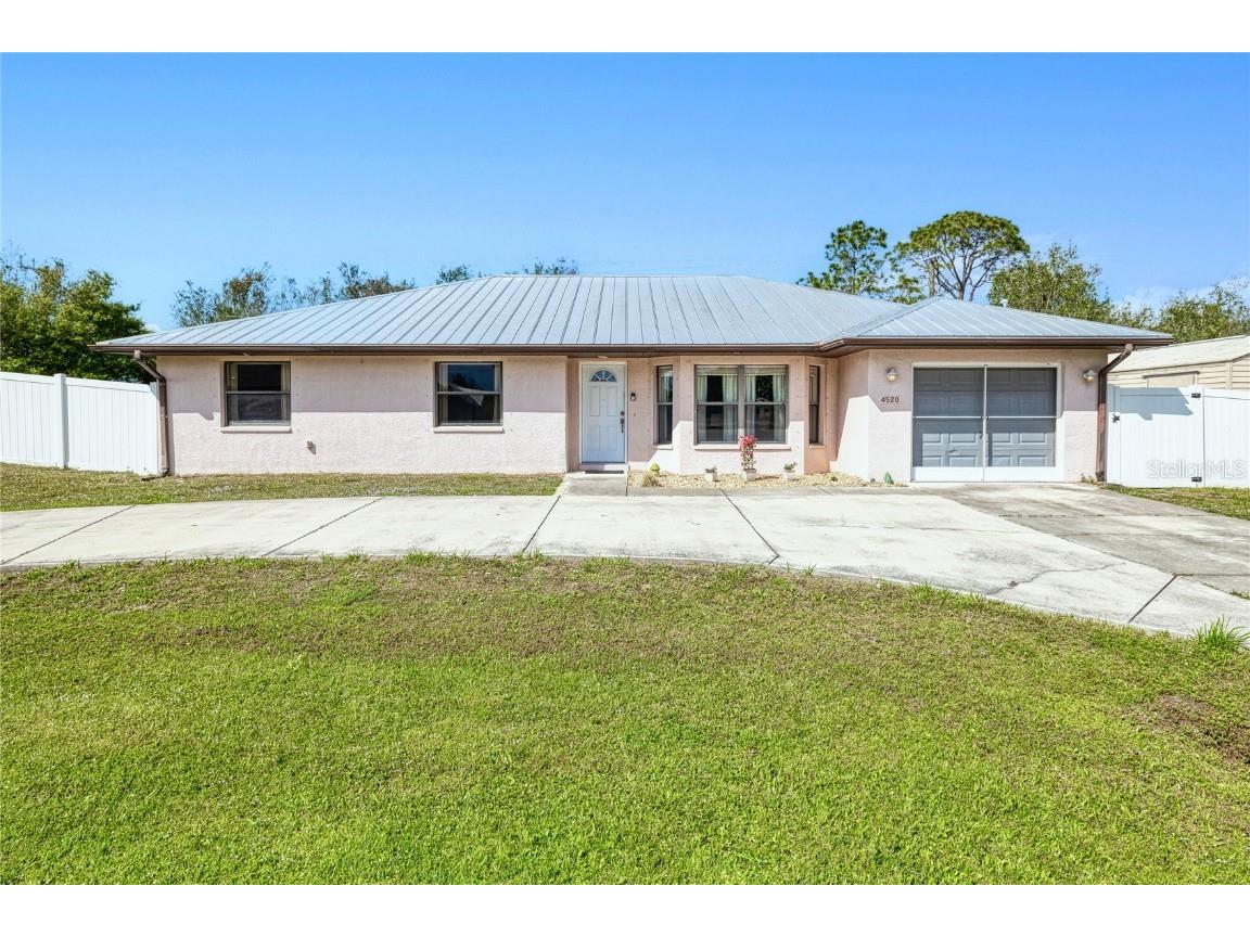 4520 Knollwood Drive Punta Gorda FL 33982 C7505146 image2