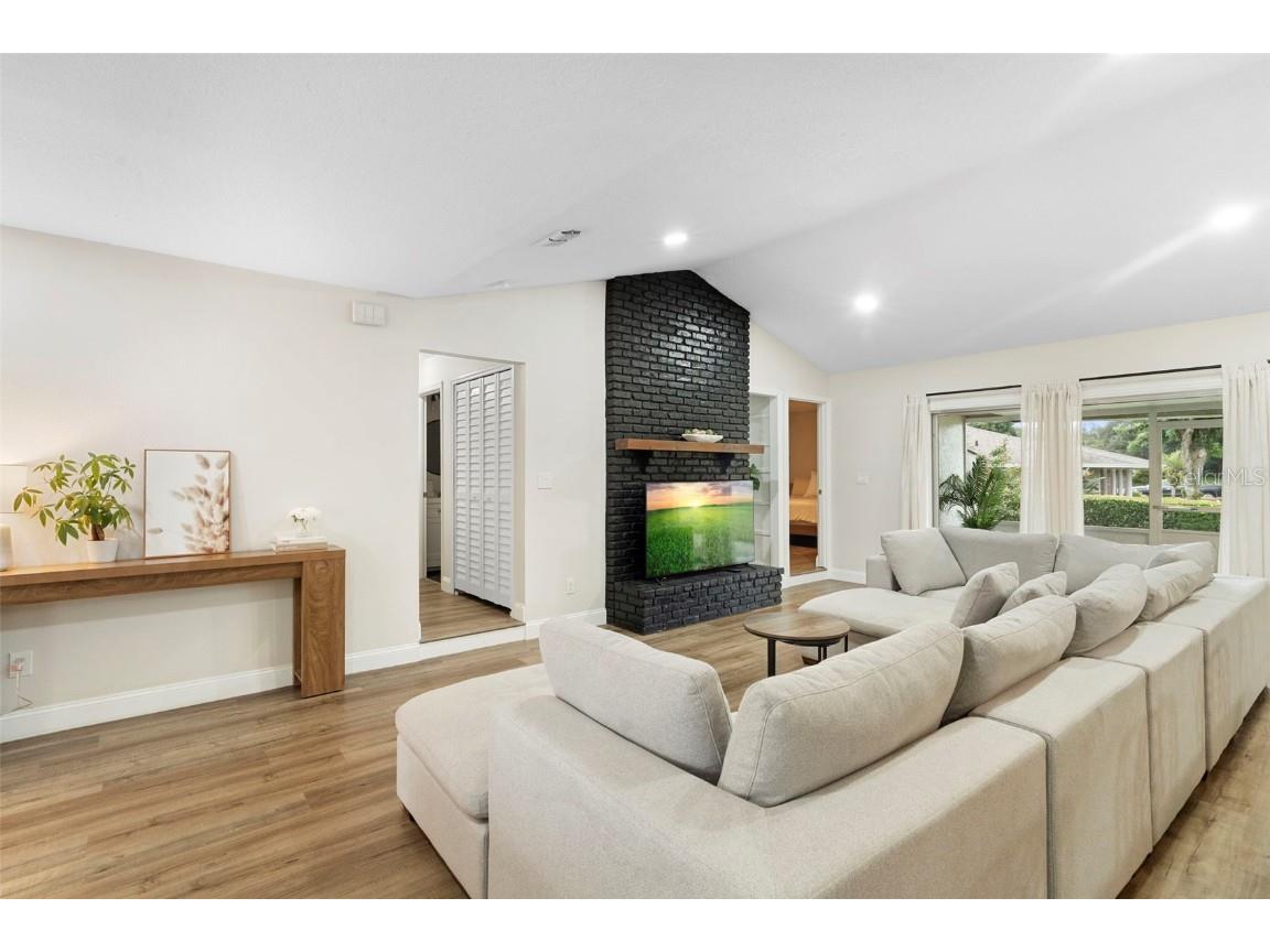 4520 Lake Gem Circle Orlando FL 32806 O6336958 image15