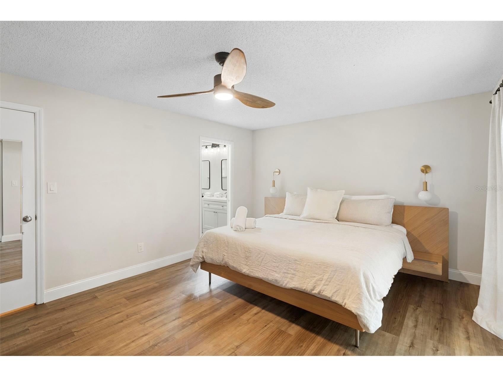 4520 Lake Gem Circle Orlando FL 32806 O6402194 image12