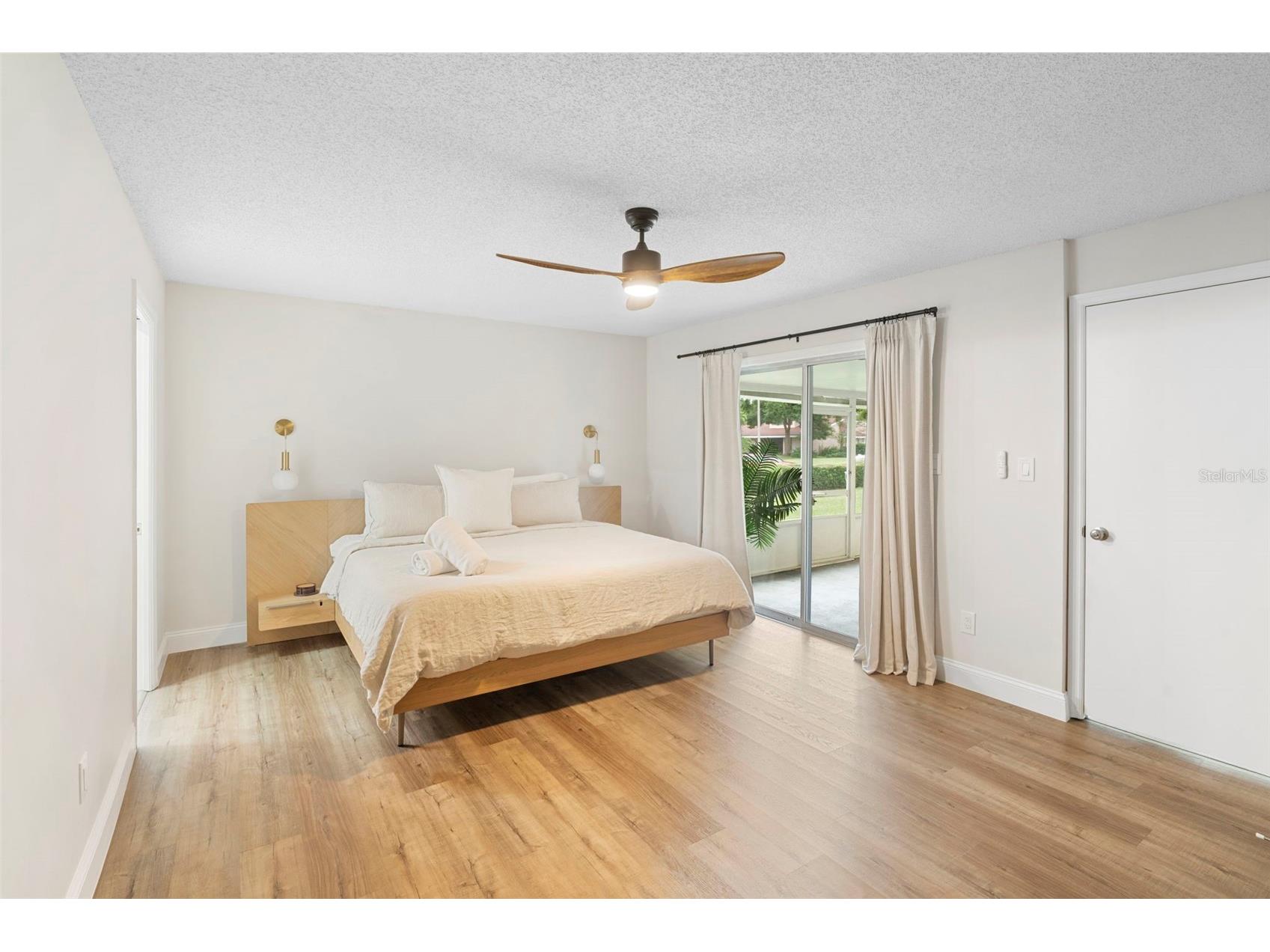 4520 Lake Gem Circle Orlando FL 32806 O6402194 image13