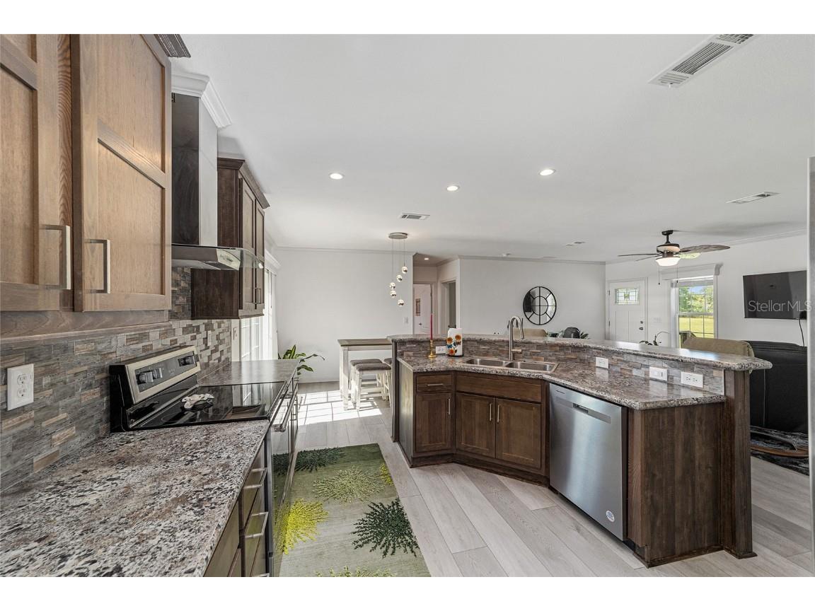 4520 NW 95th Avenue Road Ocala FL 34482 OM688359 image14