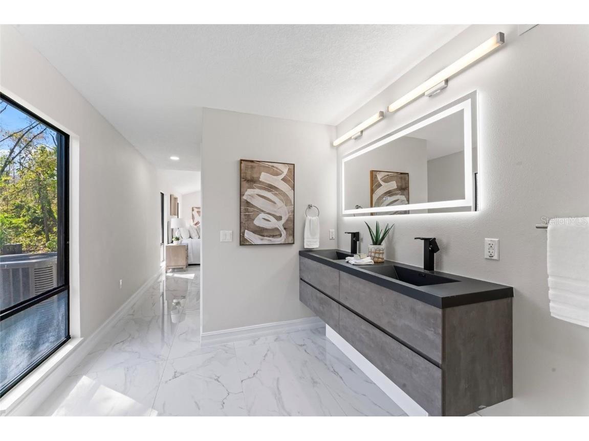 4520 Pine Hollow Drive Tampa FL 33624 TB8449578 image17