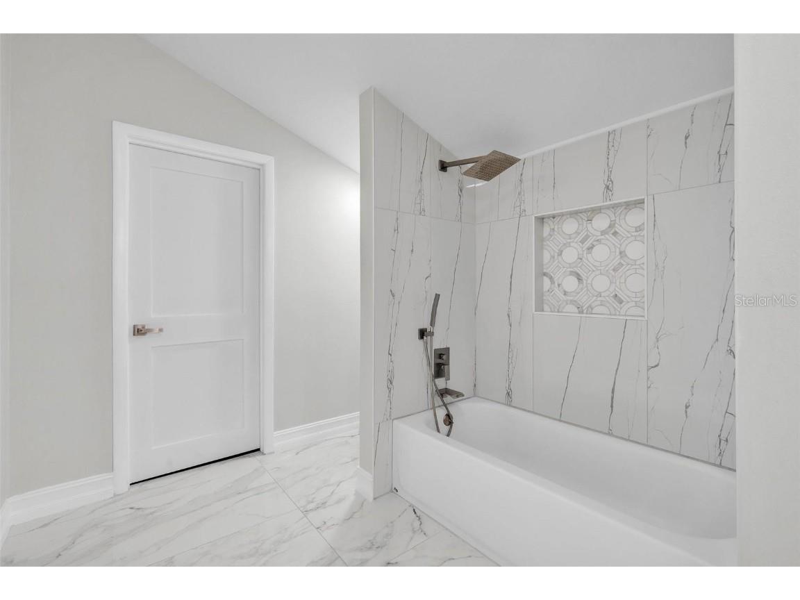 4520 Pine Hollow Drive Tampa FL 33624 TB8449578 image28