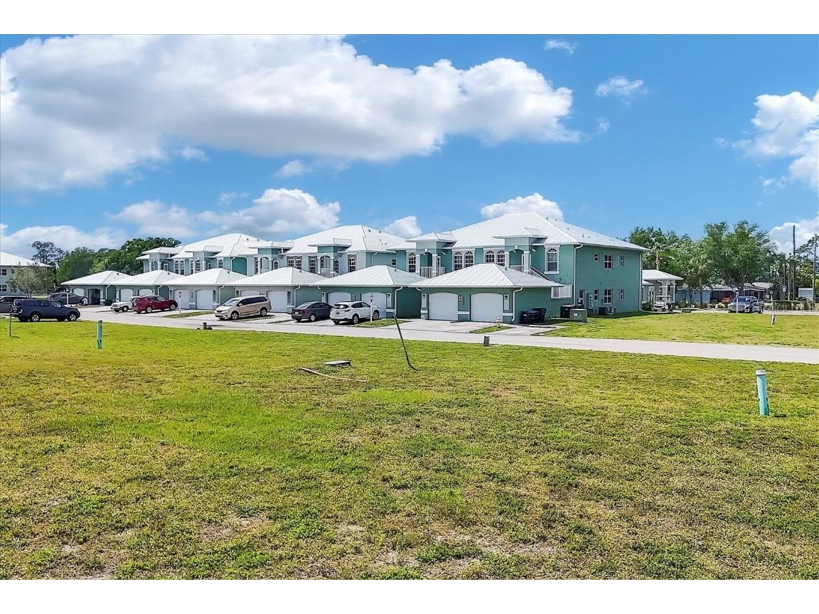 4520 S Biscayne Drive North Port FL 34287 N6131984 image100