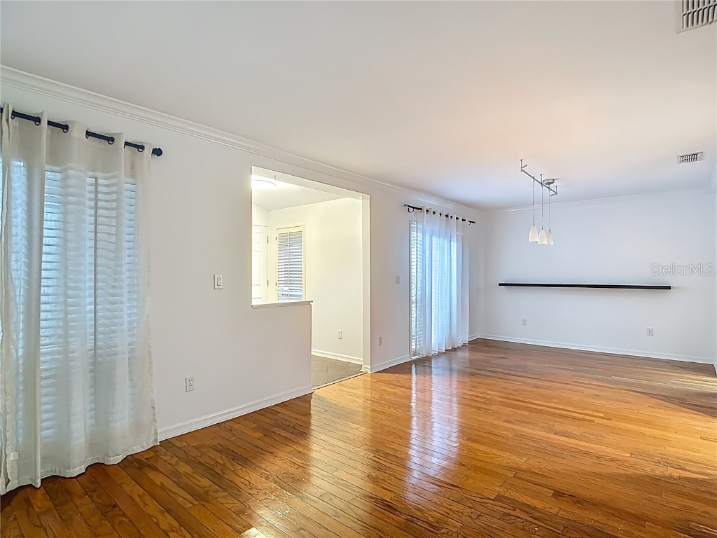 4520 W Gray Street Tampa FL 33609 TB8407952 image13