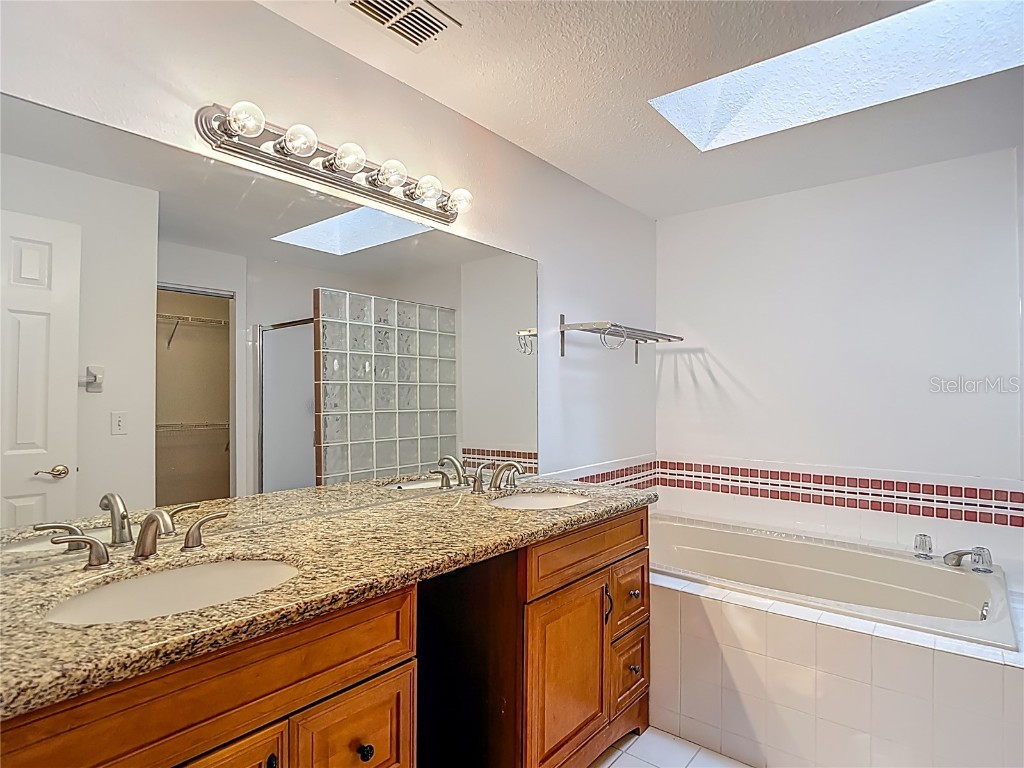 4520 W Gray Street Tampa FL 33609 TB8407952 image55