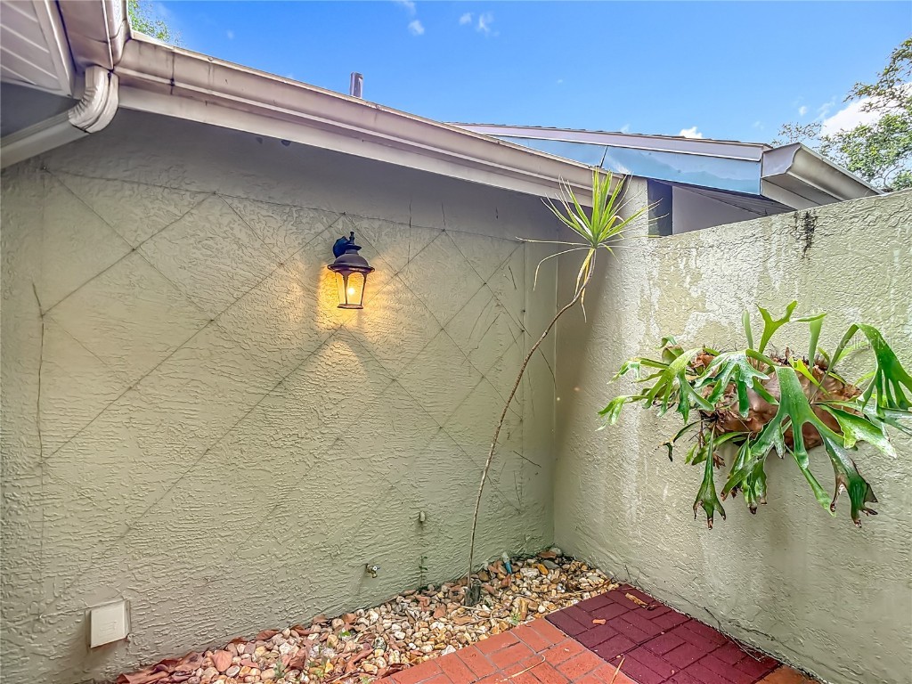 4520 W Gray Street Tampa FL 33609 TB8407952 image66