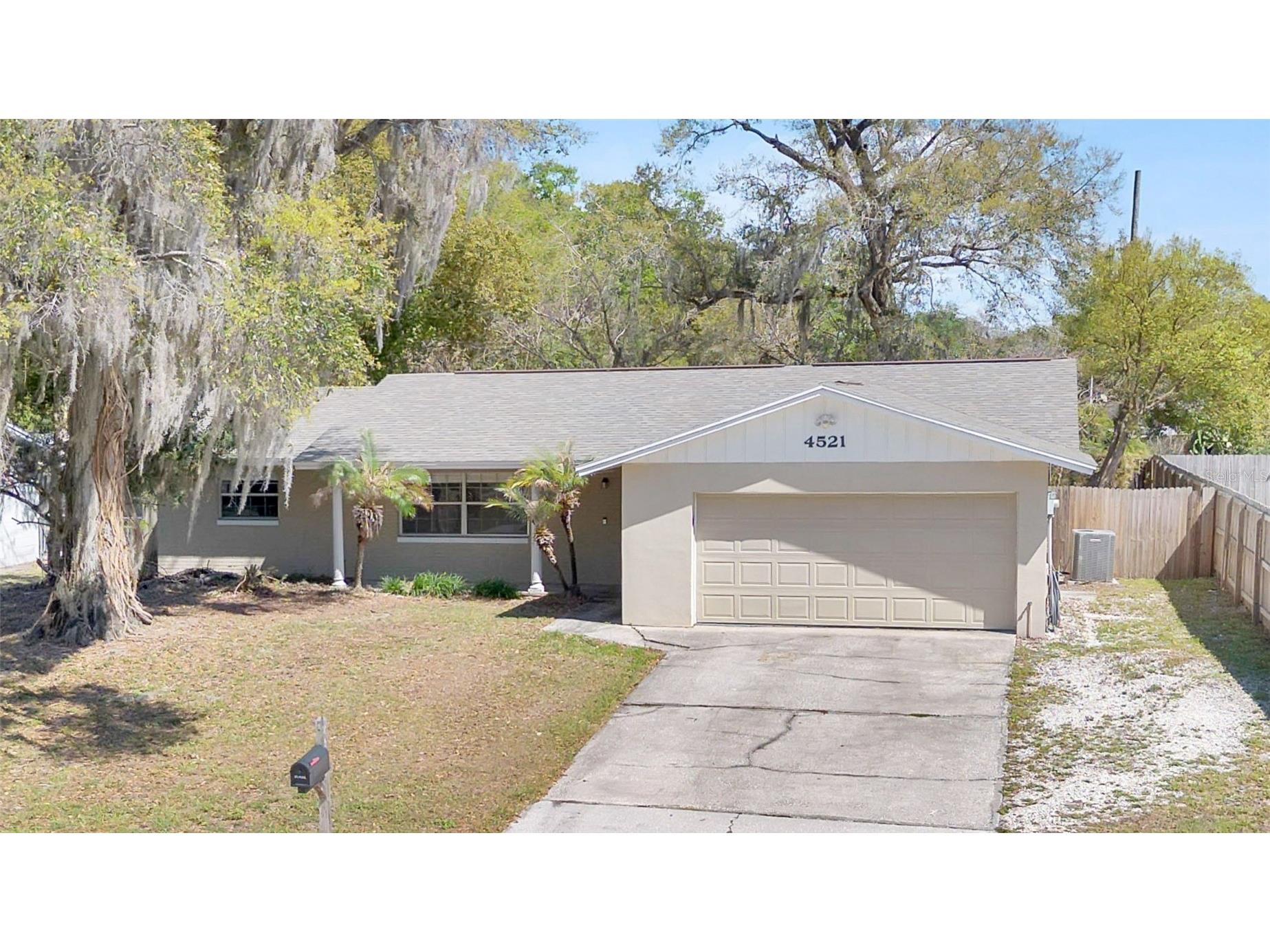 4521 Conway Gardens Road Orlando FL 32806 O6390331 image1