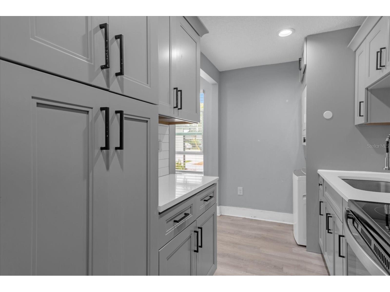 4521 Edgewater Drive #4 Orlando FL 32804 O6408662 image8
