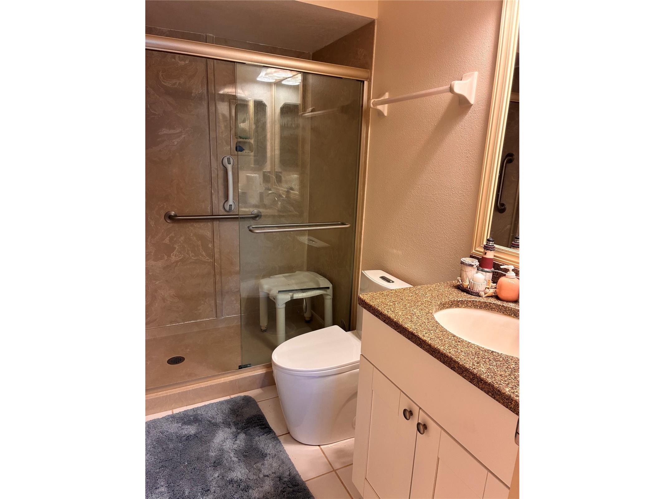 4521 Kingsmere #6 Sarasota FL 34235 A4697165 image23