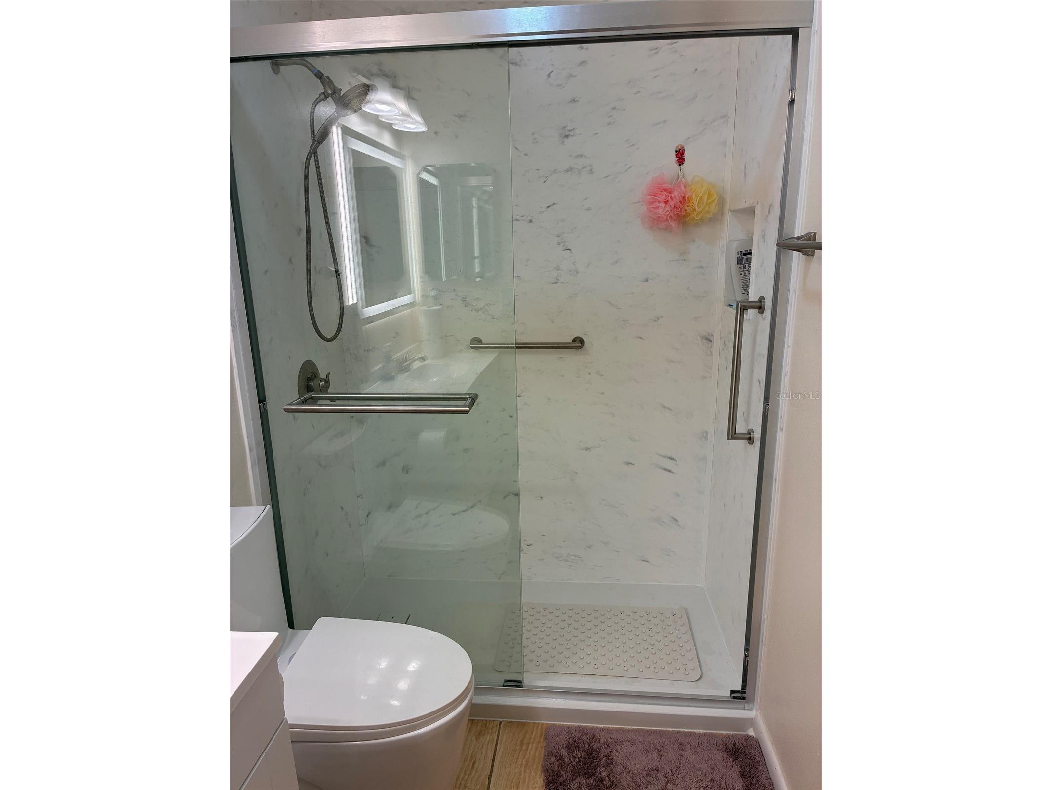 4521 Kingsmere #6 Sarasota FL 34235 A4697165 image39