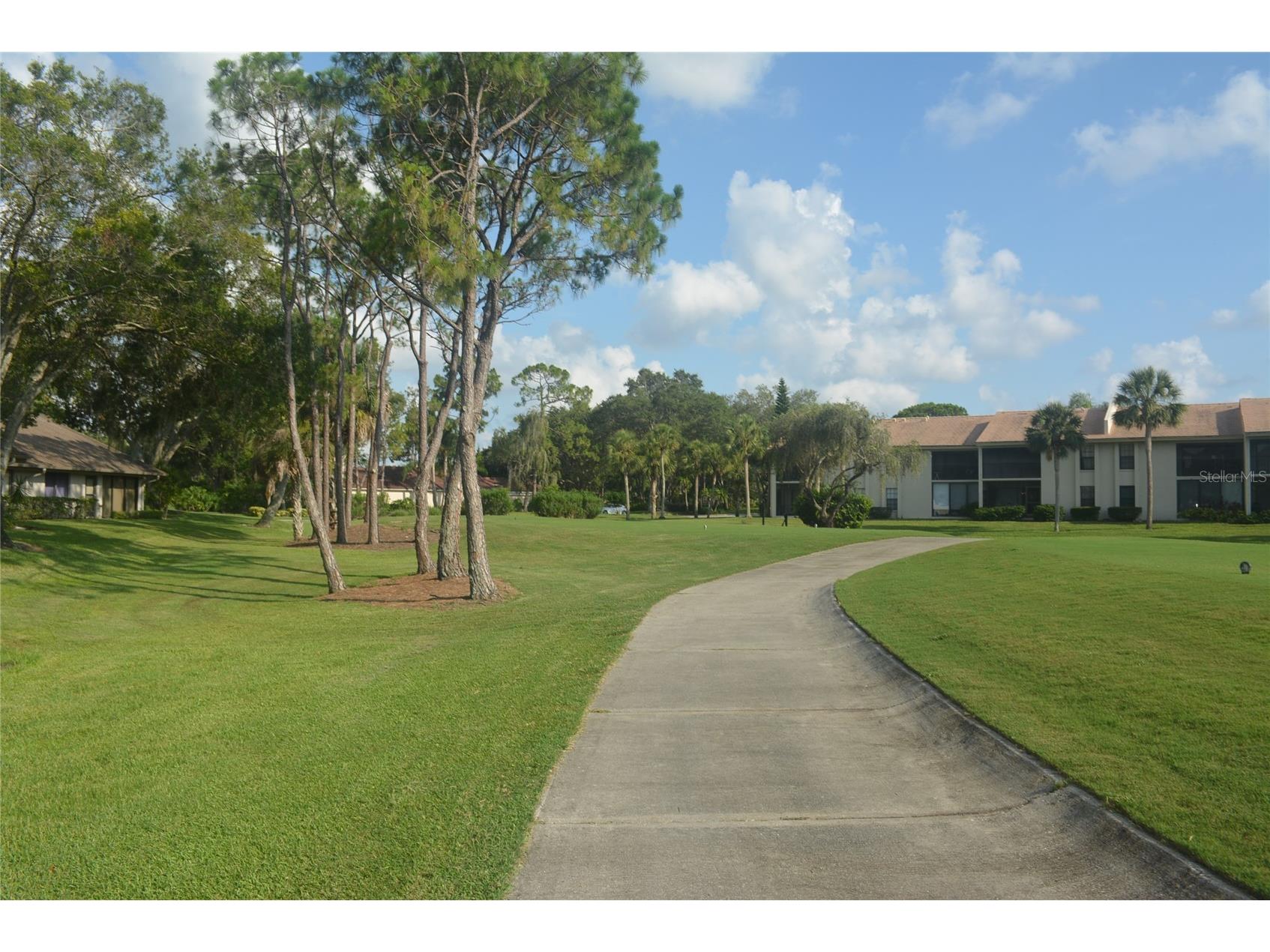 4521 Kingsmere #6 Sarasota FL 34235 A4697165 image56