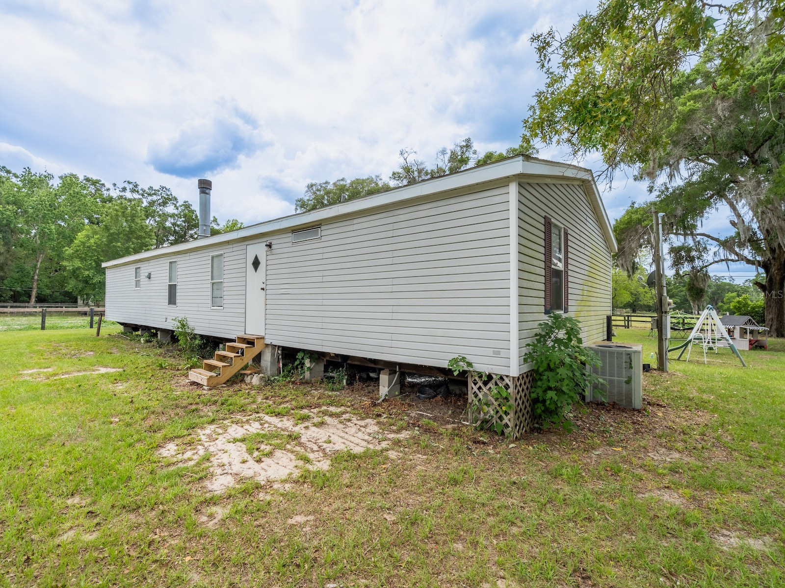 4521 NE 28th Avenue Ocala FL 34479 OM723261 image59