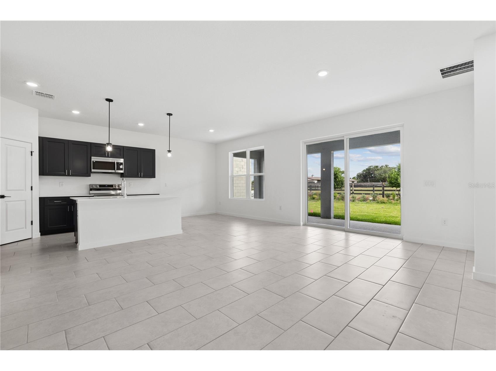4521 NW 37th Street Road Ocala FL 34482 OM723086 image2