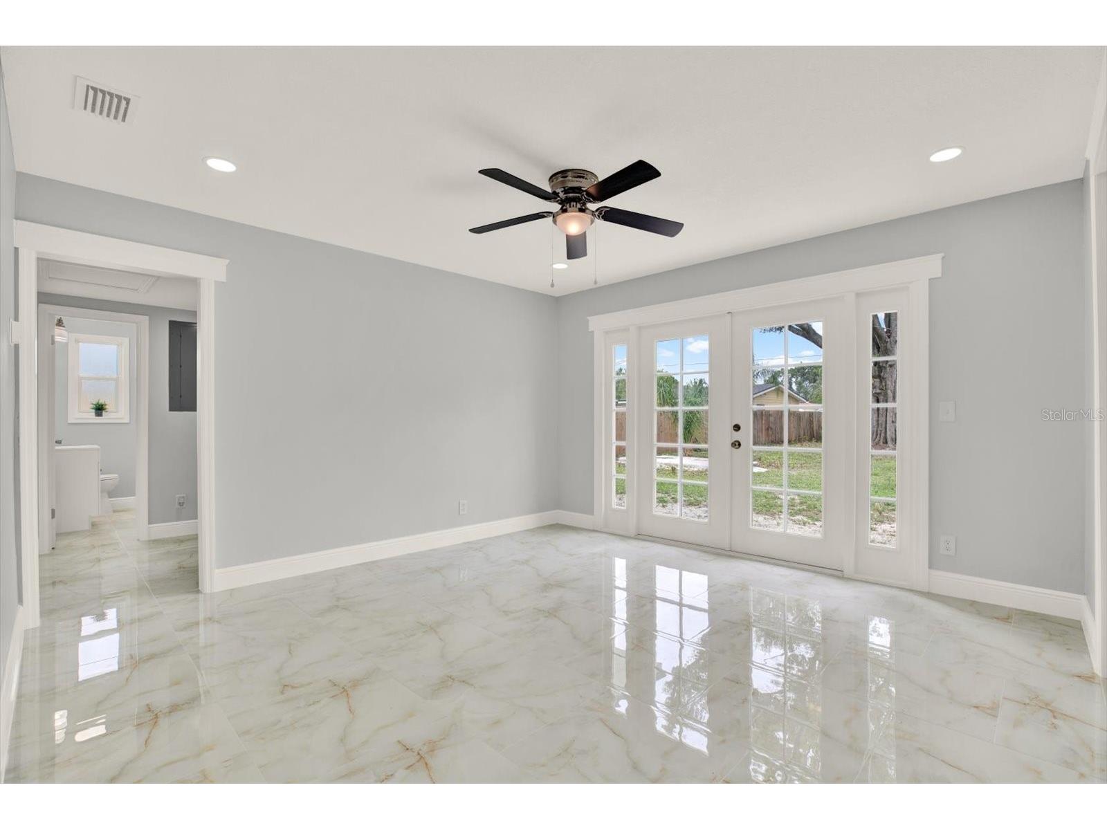 4521 Tarpon Drive Tampa FL 33617 TB8514190 image13