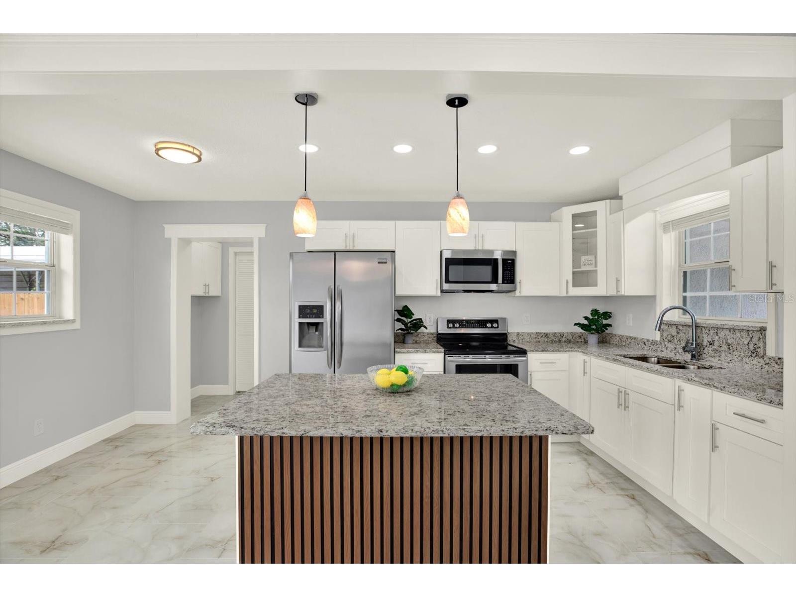 4521 Tarpon Drive Tampa FL 33617 TB8514190 image3