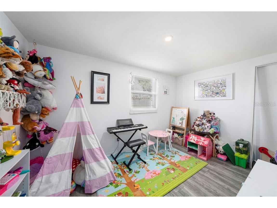 4521 W North Street Tampa FL 33614 TB8456140 image20