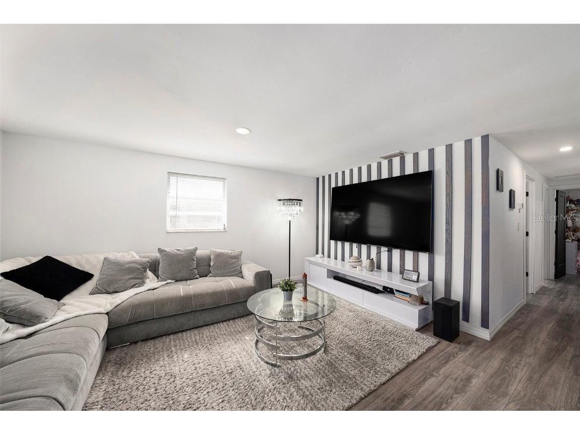 4521 W North Street Tampa FL 33614 TB8456140 image4