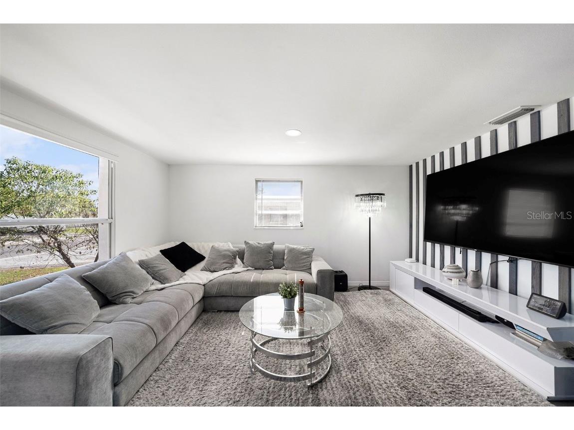 4521 W North Street Tampa FL 33614 TB8456140 image6