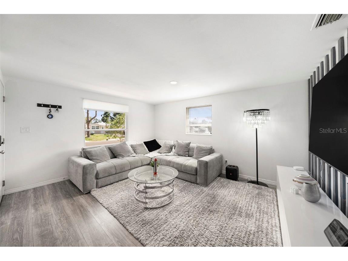 4521 W North Street Tampa FL 33614 TB8456140 image7