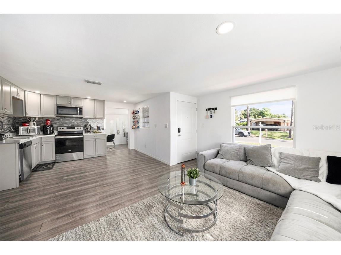 4521 W North Street Tampa FL 33614 TB8456140 image8