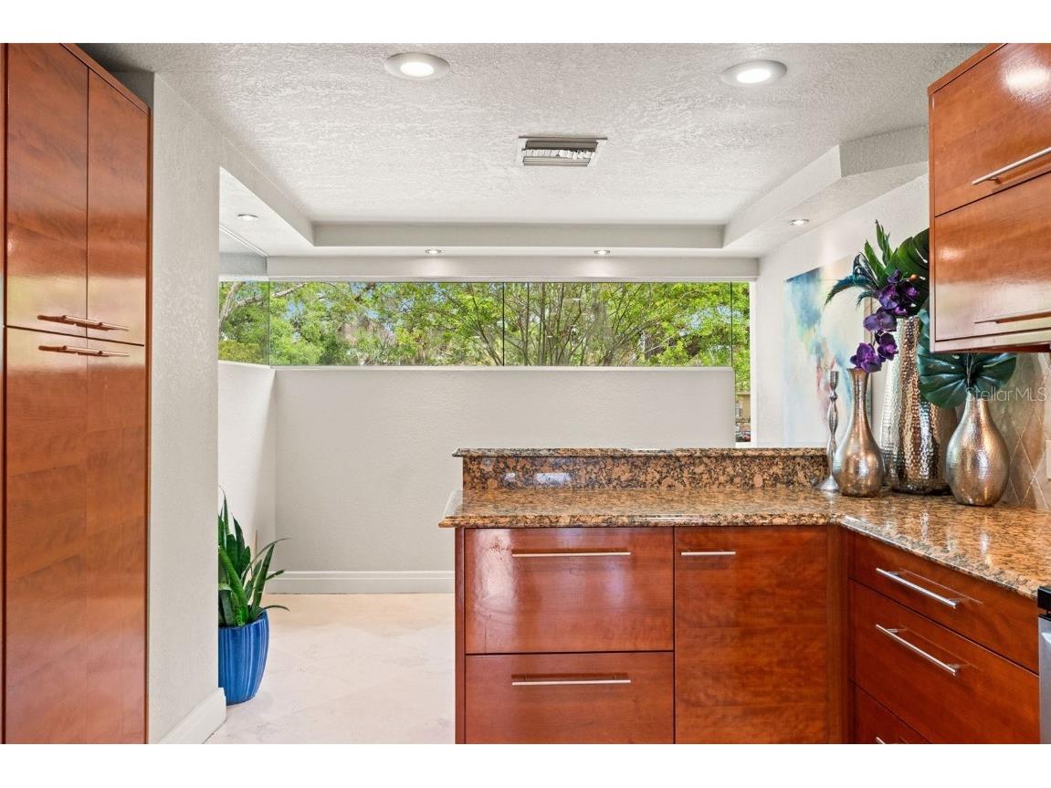 4522 W North B Street Tampa FL 33609 TB8433032 image13