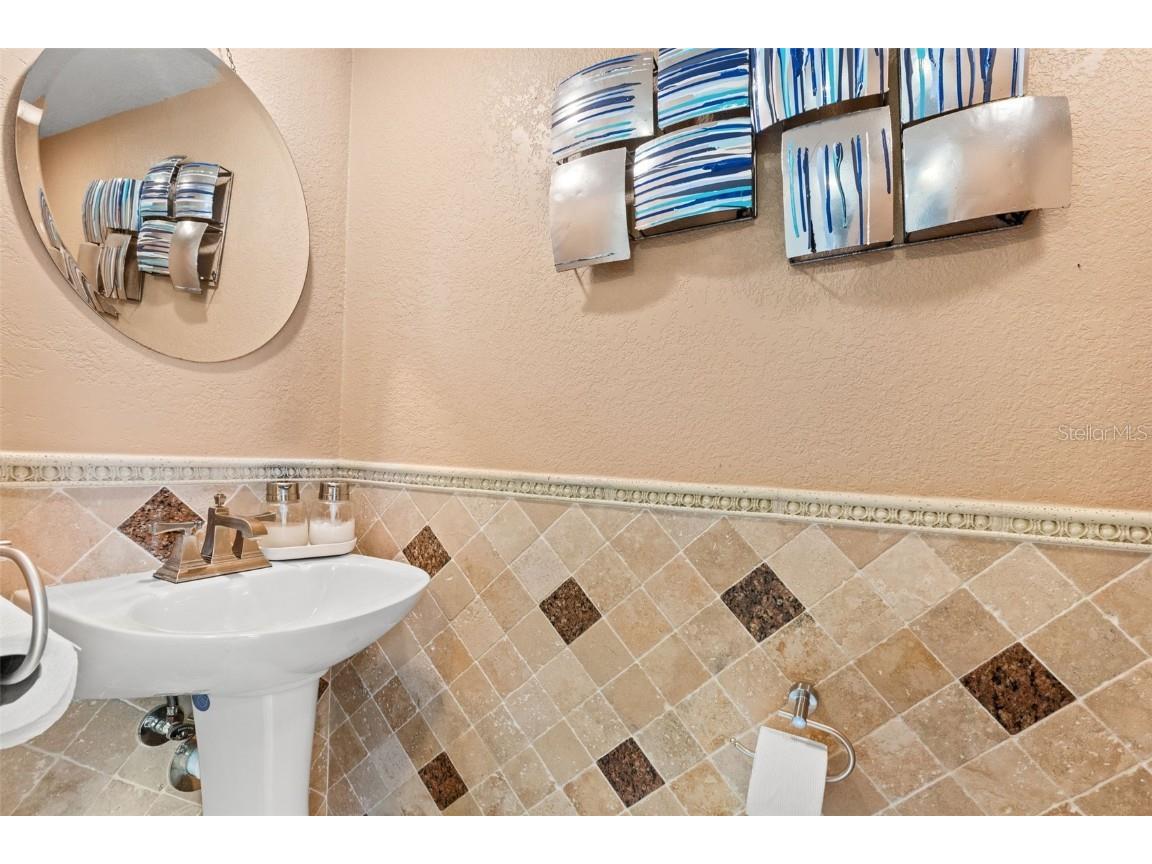 4522 W North B Street Tampa FL 33609 TB8433032 image17